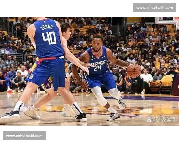 主动破局!杨瀚森顺下造祖巴茨犯规,两罚全中显强硬 主动破局!杨瀚森顺下造祖巴茨犯规,两罚全中显强硬