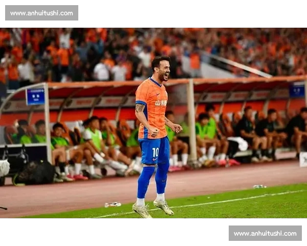 瓦神破荒!卡扎伊什维利单刀破门 23 球领跑 瓦神破荒!卡扎伊什维利单刀破门 23 球领跑