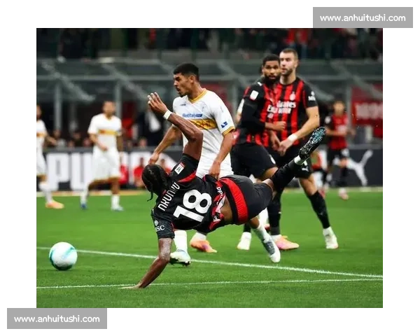 米兰 352 战亚特兰大:莱奥搭档恩昆库领衔首发 米兰 352 战亚特兰大:莱奥搭档恩昆库领衔首发